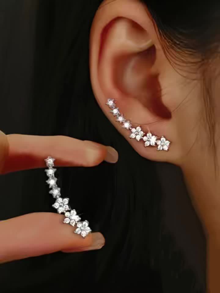 Pendientes con motivos florales atemporales