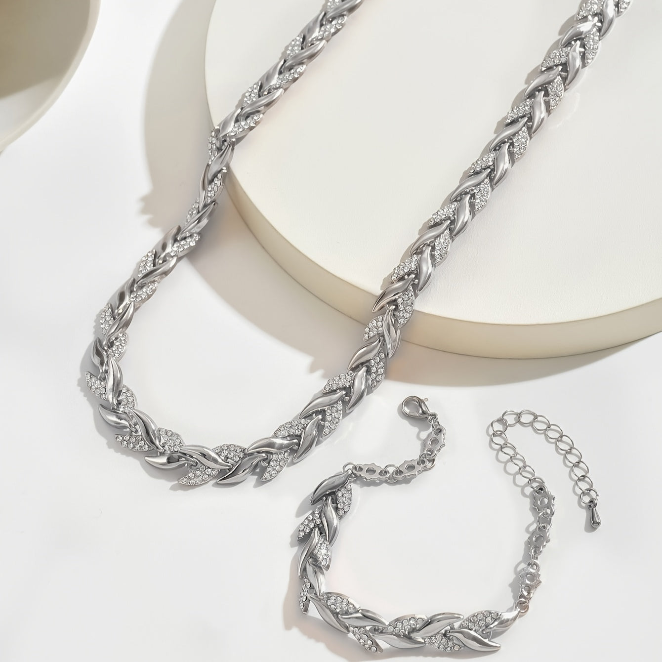 CLAUDIA | CONJUNTO DE JOYAS CON ALETA DE CIERVO HECHO A MANO