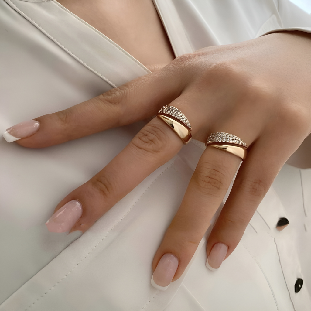 Melani | Un anillo elegante que ofrece una comodidad femenina atemporal