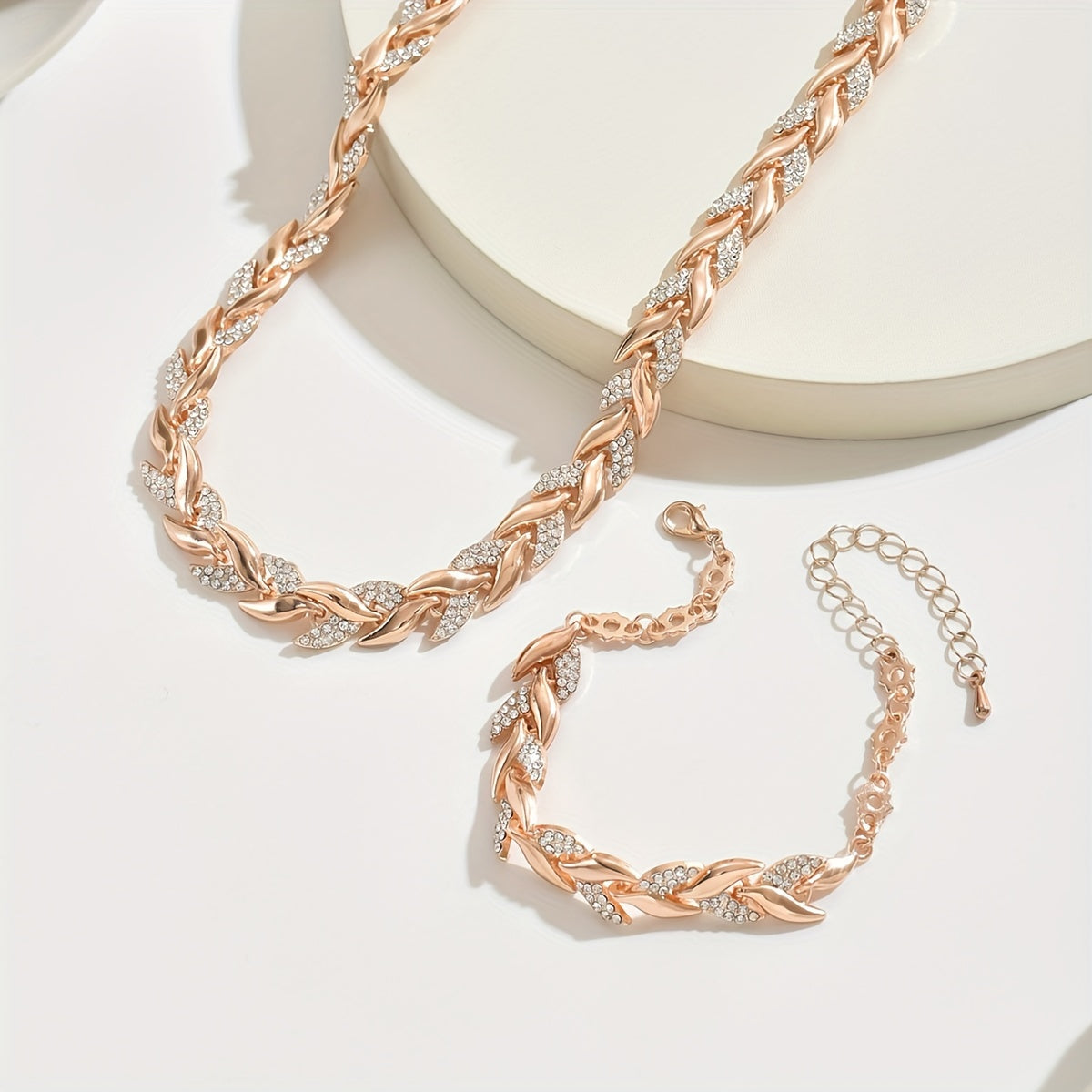 CLAUDIA | CONJUNTO DE JOYAS CON ALETA DE CIERVO HECHO A MANO